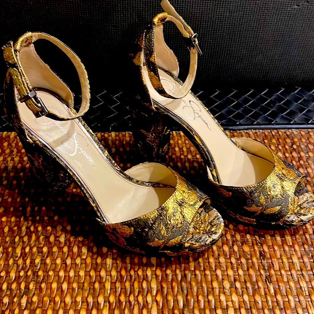 Jessica Simpson heels